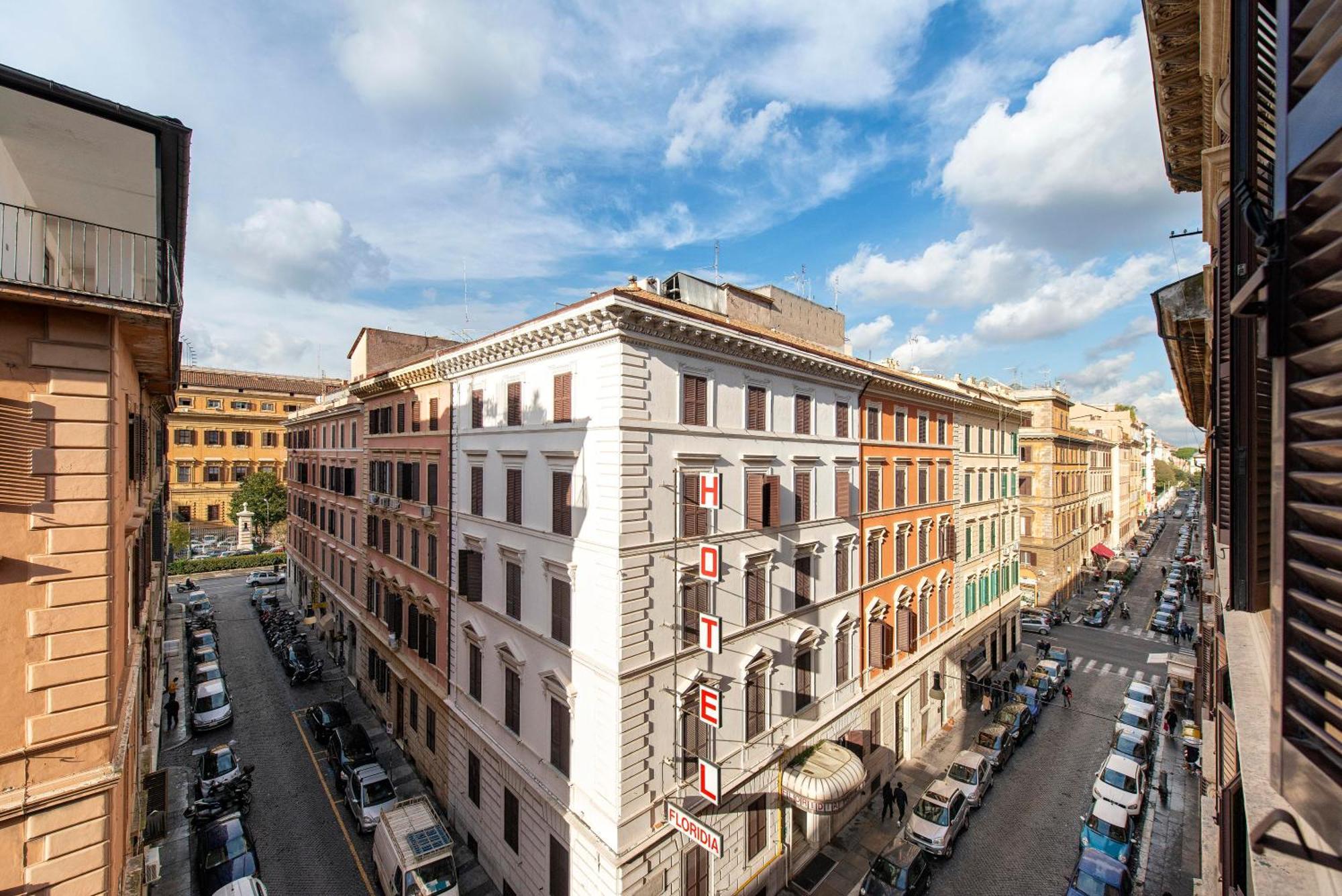 Redseven Rome Apartments Esterno foto