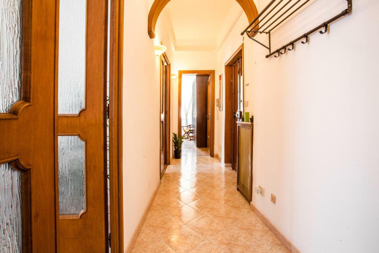 Redseven Rome Apartments Esterno foto